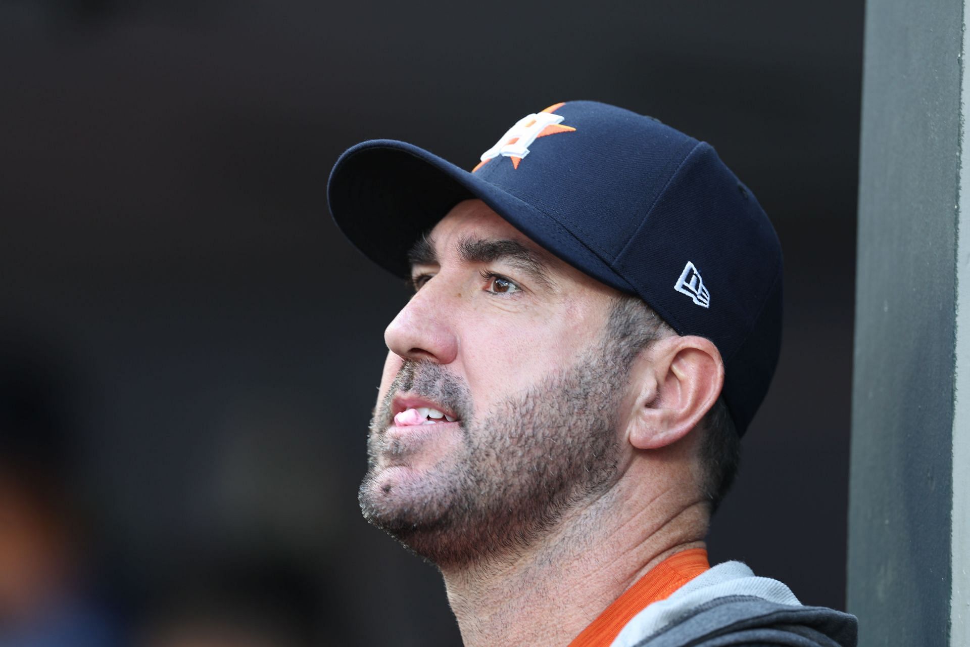 Justin Verlander's 2023 player option contingent on 2022 innings threshold  with Astros