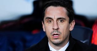 "They no doubt bottled it" - Gary Neville accuses Manchester United players after Manchester City defeat