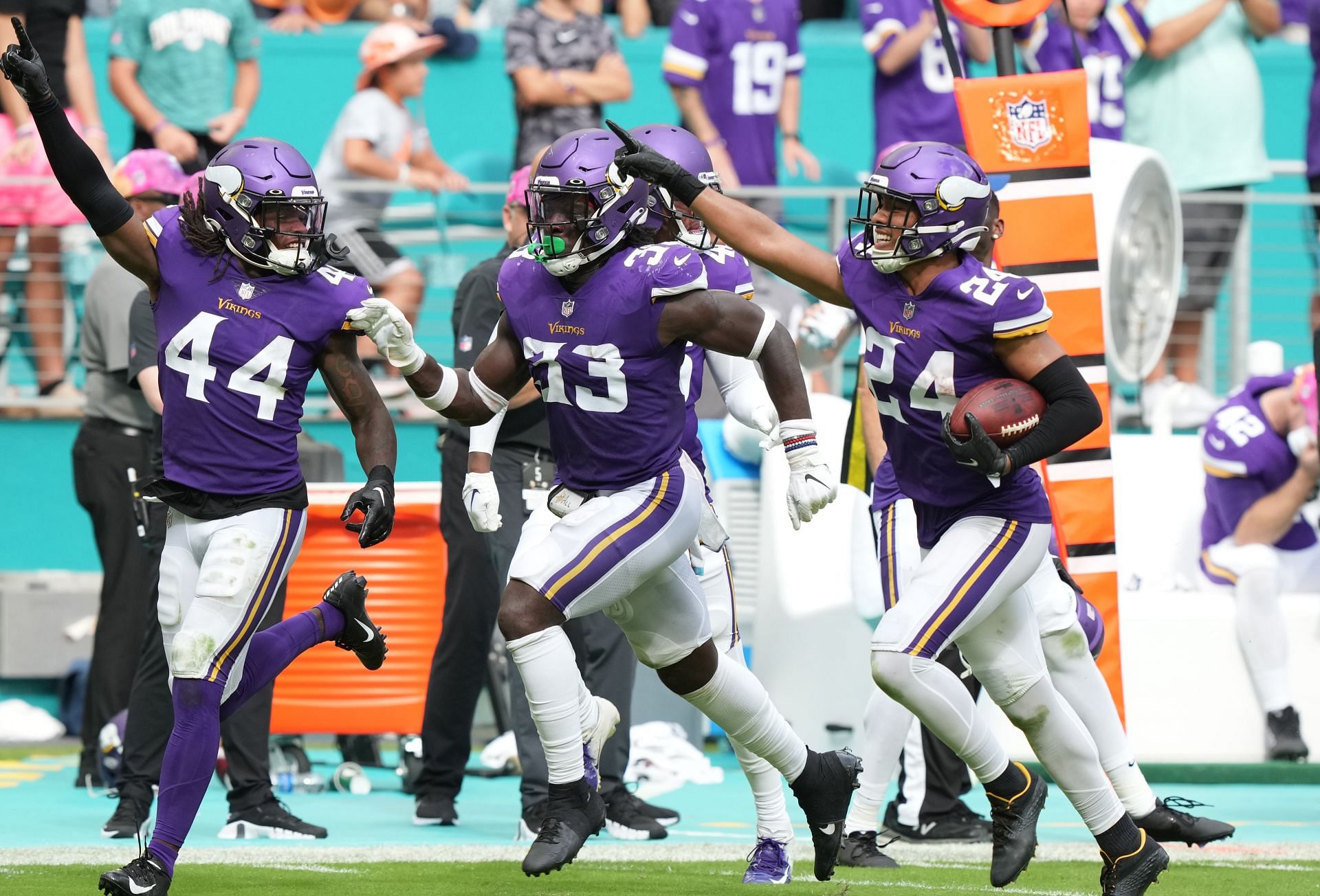 Minnesota Vikings v Miami Dolphins