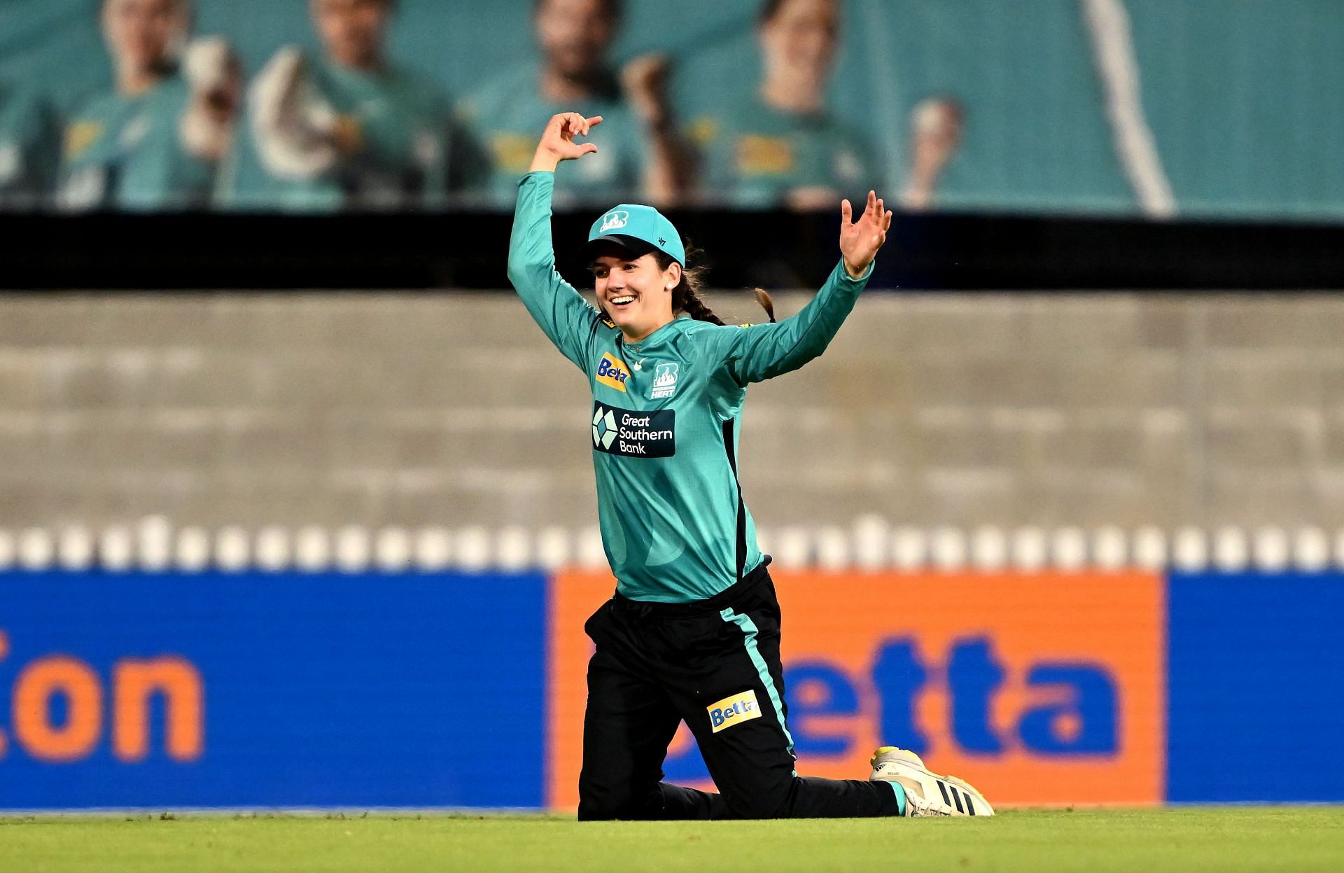 WBBL - Brisbane Heat v Adelaide Strikers