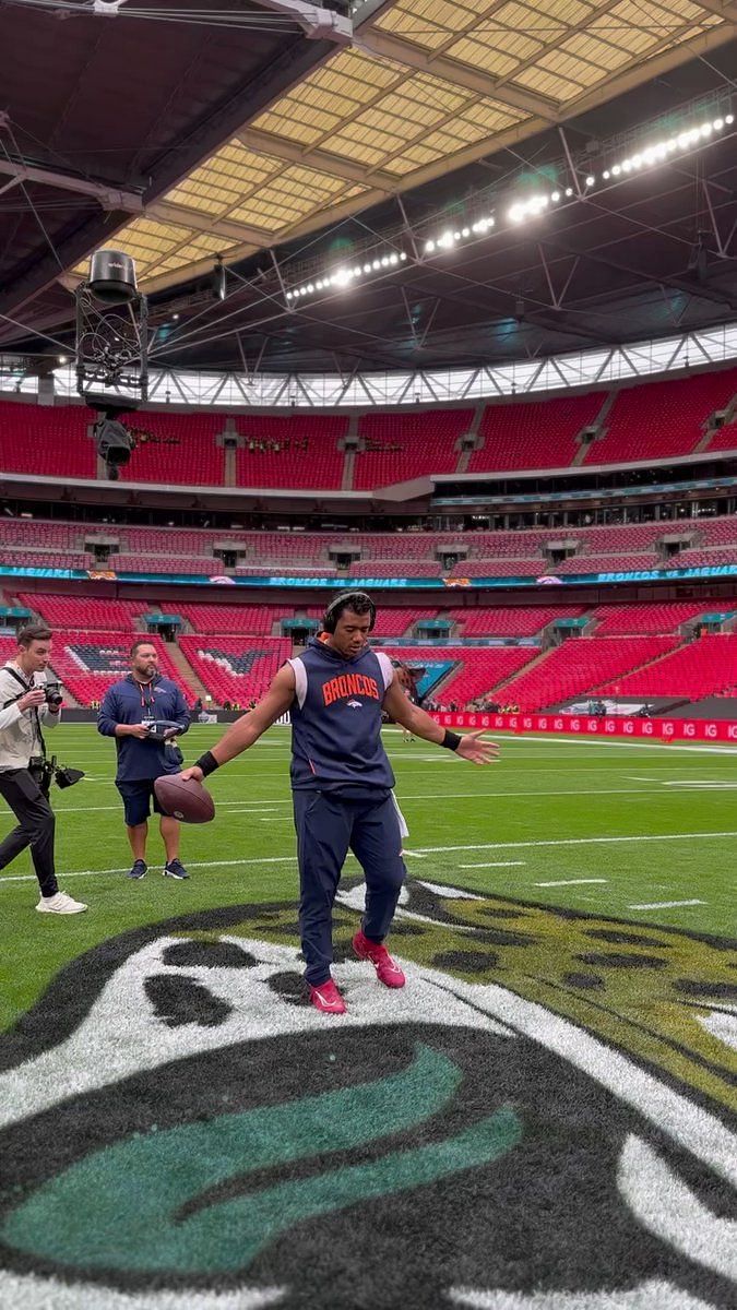 He thinks he's Jesus Christ' - NFL fans troll Russell Wilson over his  peculiar pre-game training routine before London game against Jaguars