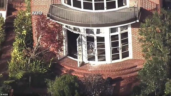 What neighborhood does Nancy Pelosi live in? All about her San