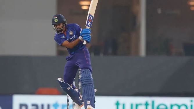 IND vs SA 2022: "This hundred will hold him in great stead" - Aakash Chopra backs Shreyas Iyer to cement middle-order spot in ODI side
