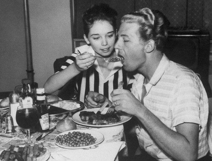 Did Jerry Lee Lewis marry his 13-year old cousin? Child bride claim ...