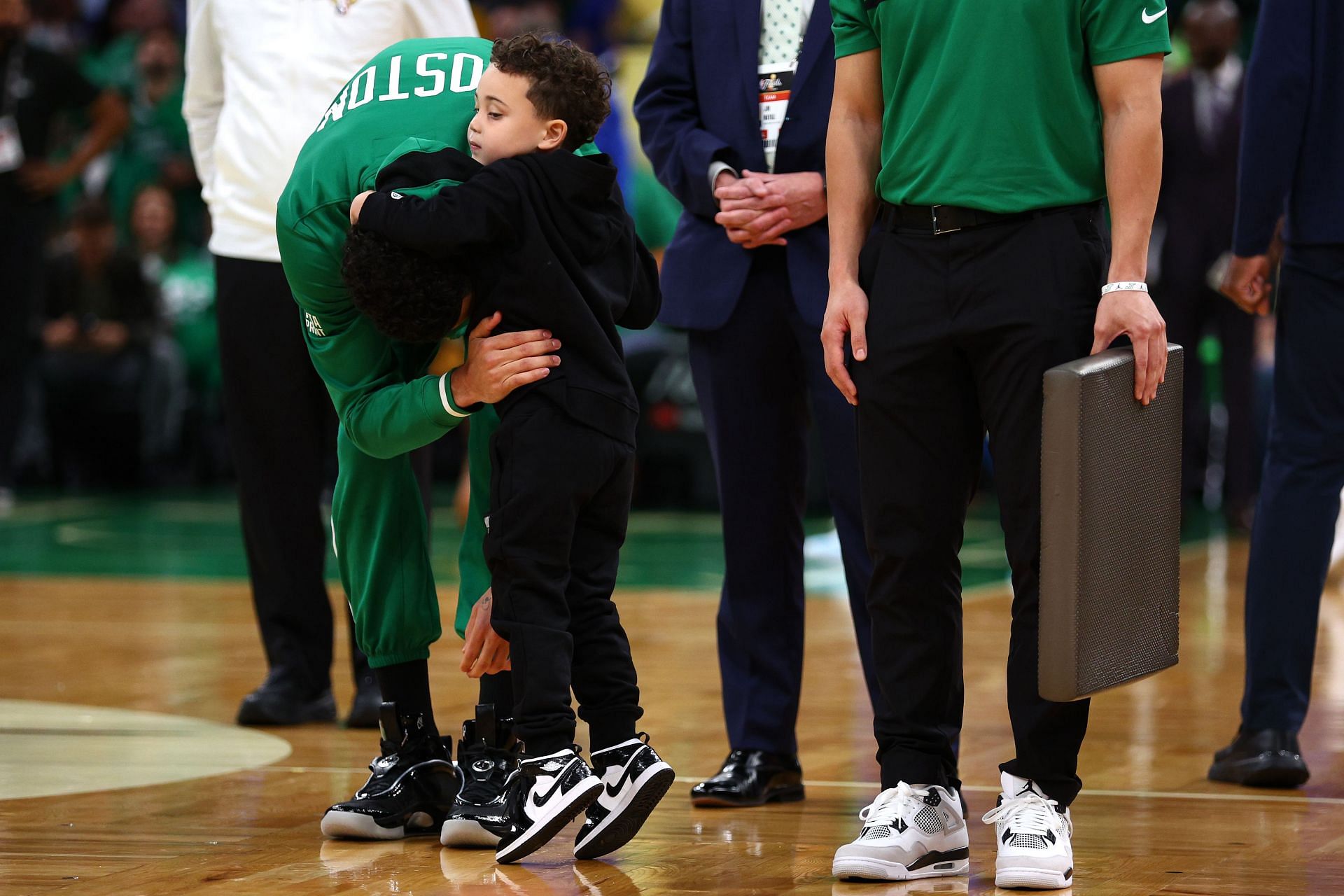 WATCH: Jayson Tatum's son Duece refuses to dap Cavaliers guard