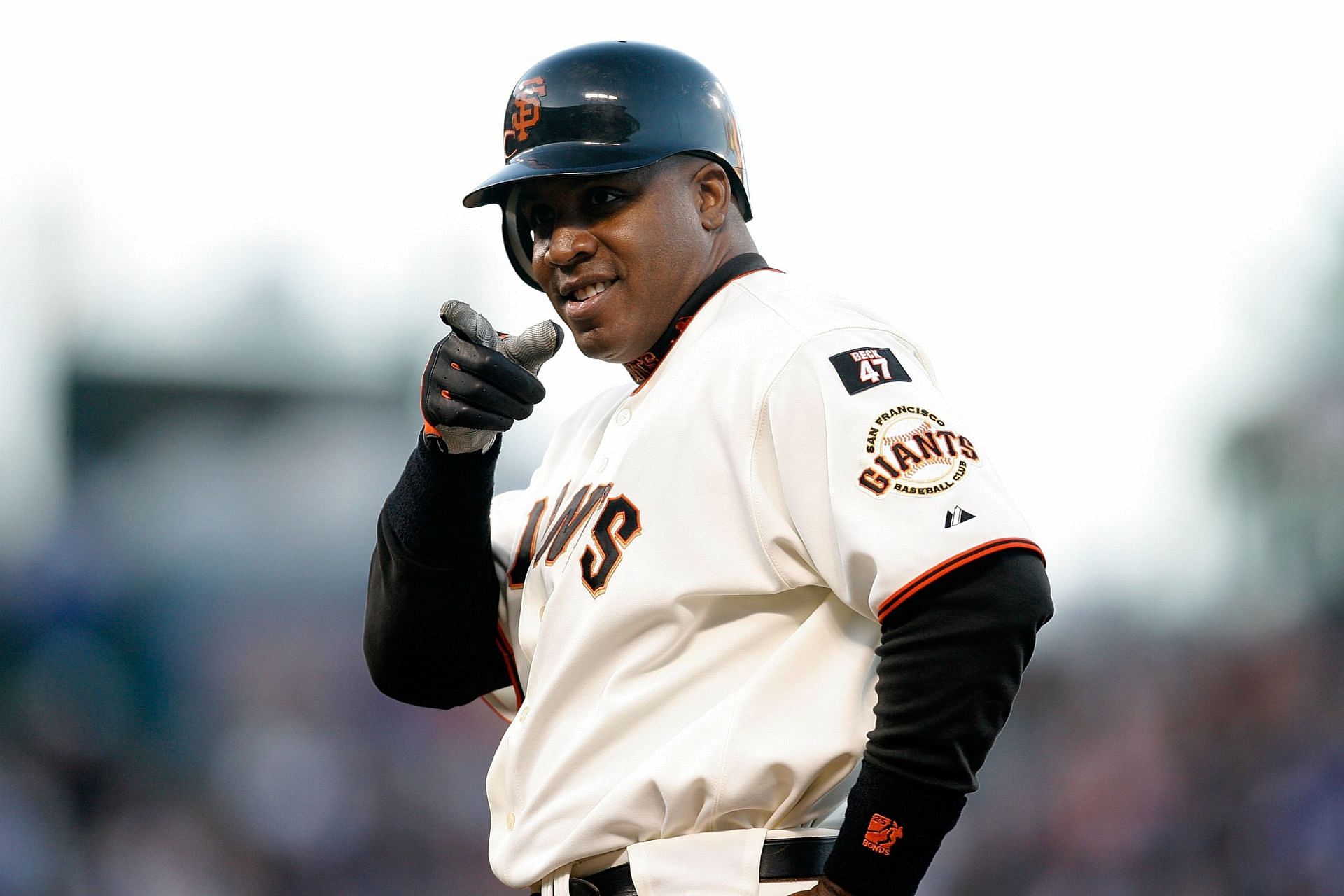 MLB: Home run king Bonds wishes he played one more year