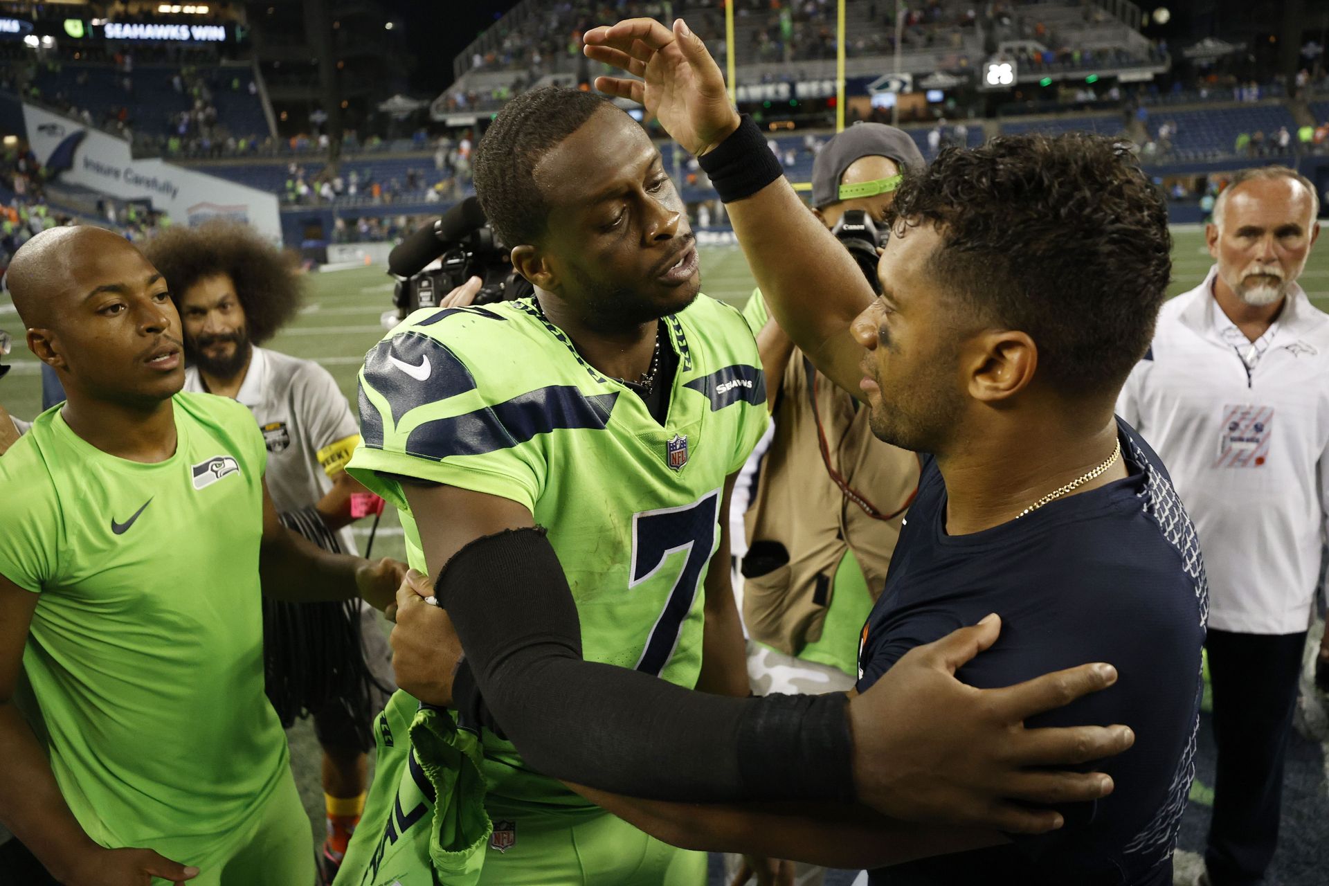 Seahawks' Geno Smith better than Russell Wilson, Tom Brady