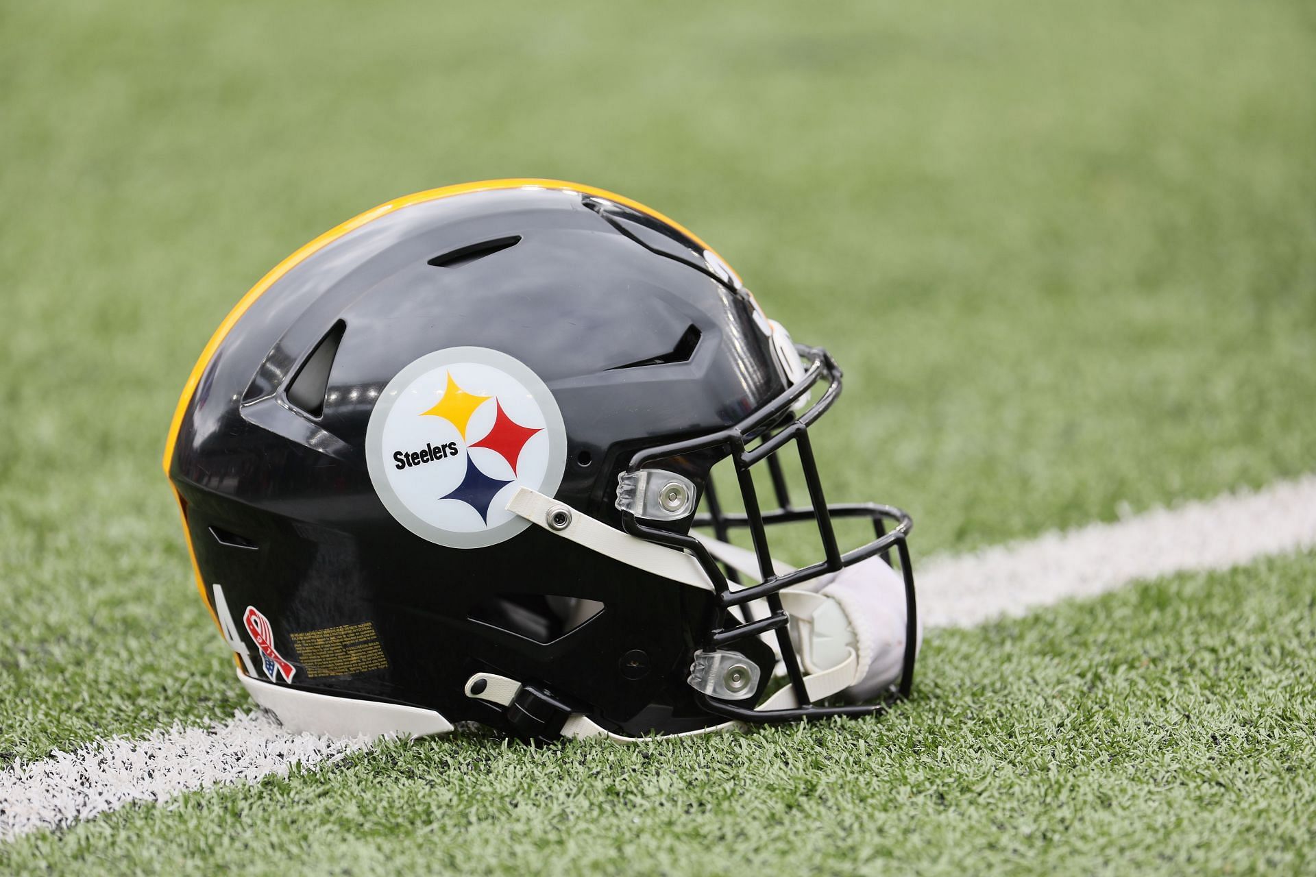 NFL announces trade deadline date, Steelers could be active