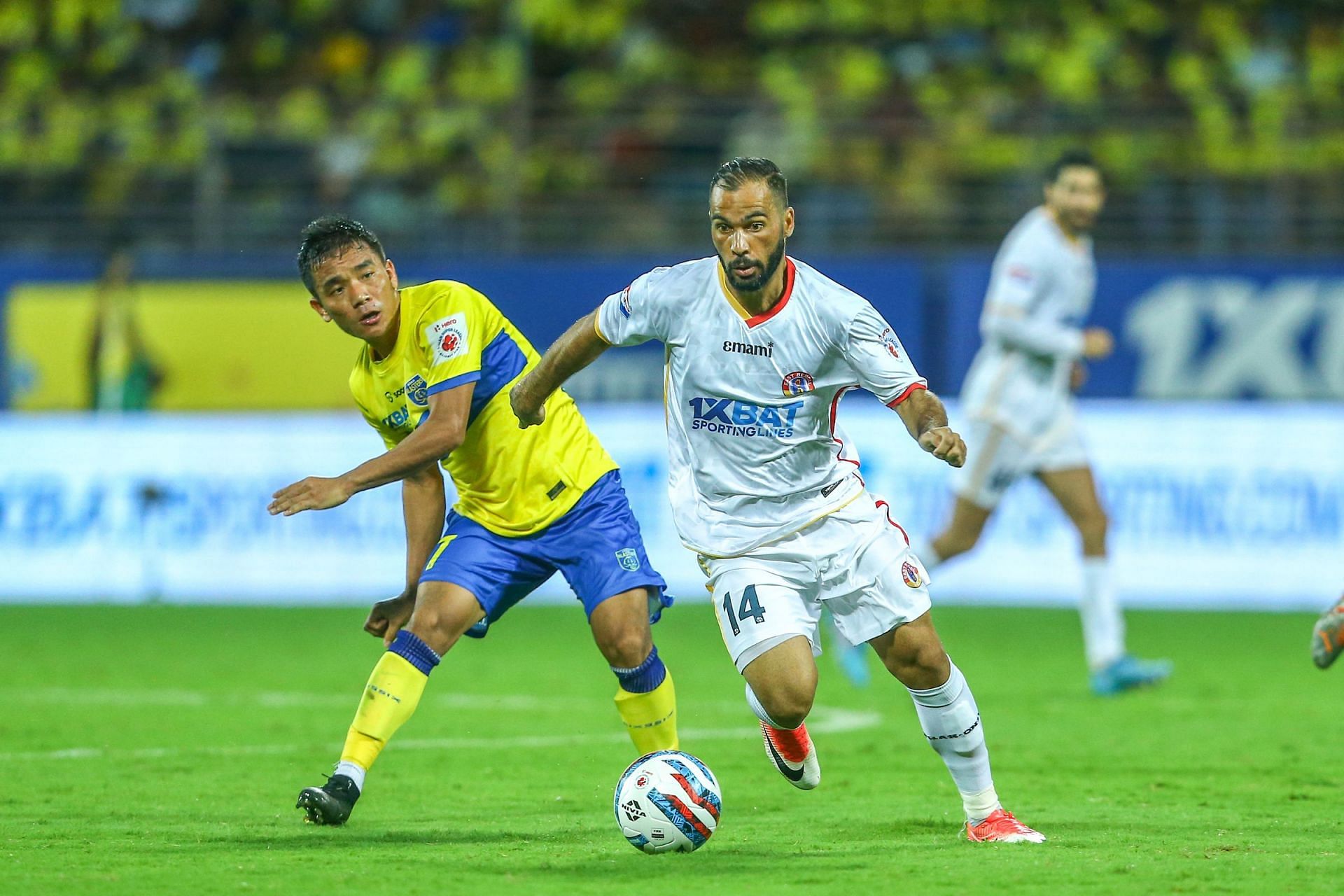 Alex Lima in action during East Bengal