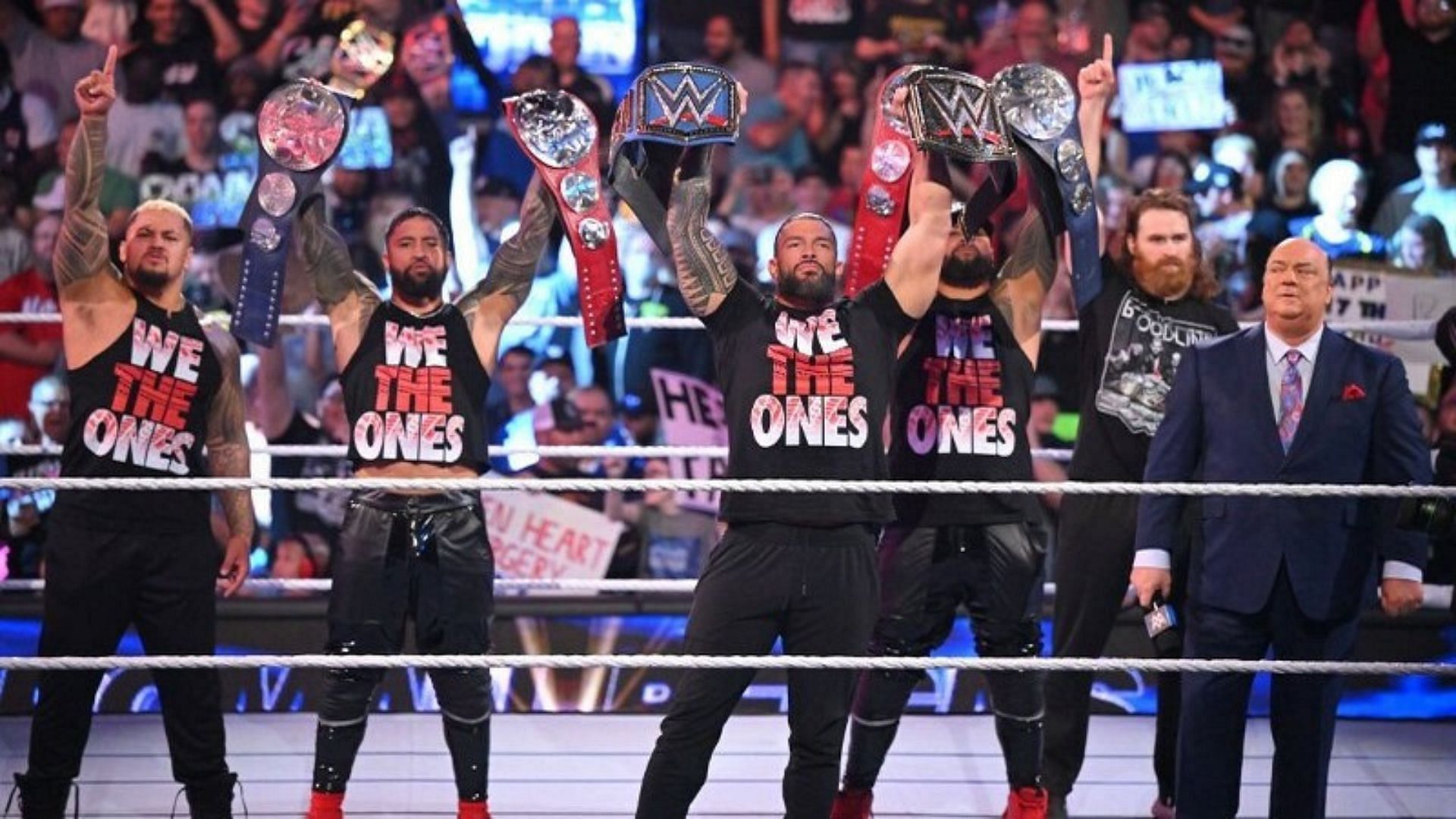 WWE दिग्गज ने ब्लडलाइन की तारीफ की 