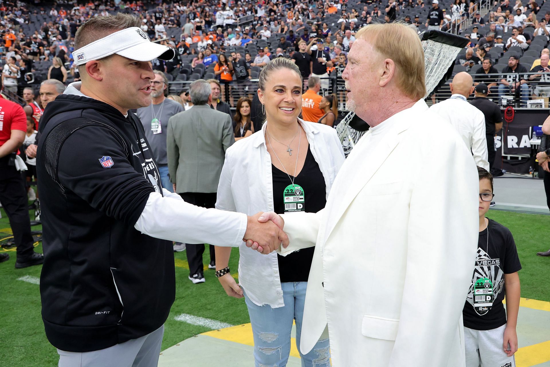 Josh McDaniels now the Raiders' all-time leader in blown double-digit  halftime leads - Pats Pulpit