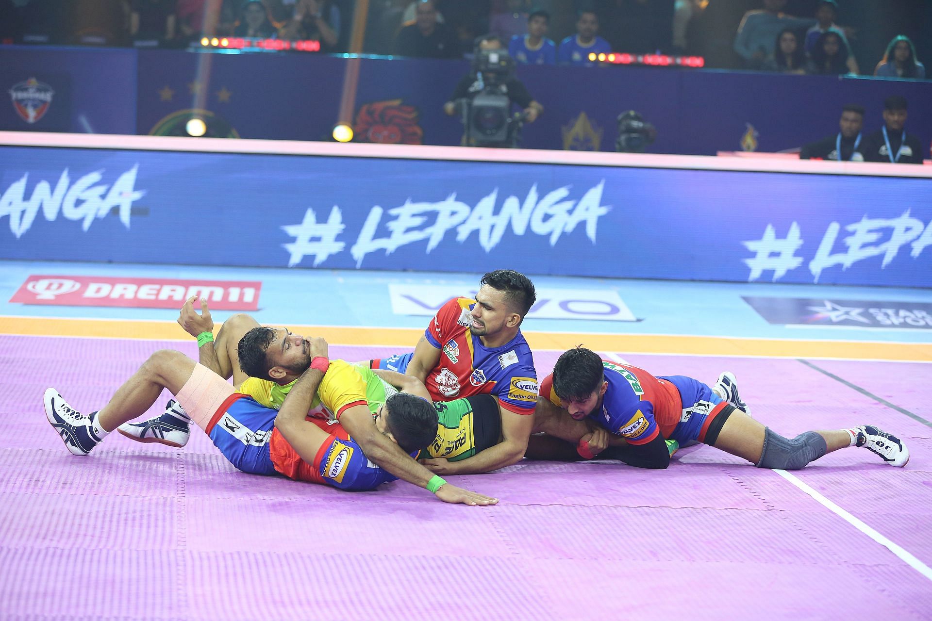 UP Yoddhas battled the Patna Pirates yesterday in Pro Kabaddi 2022 (Image: PKL)