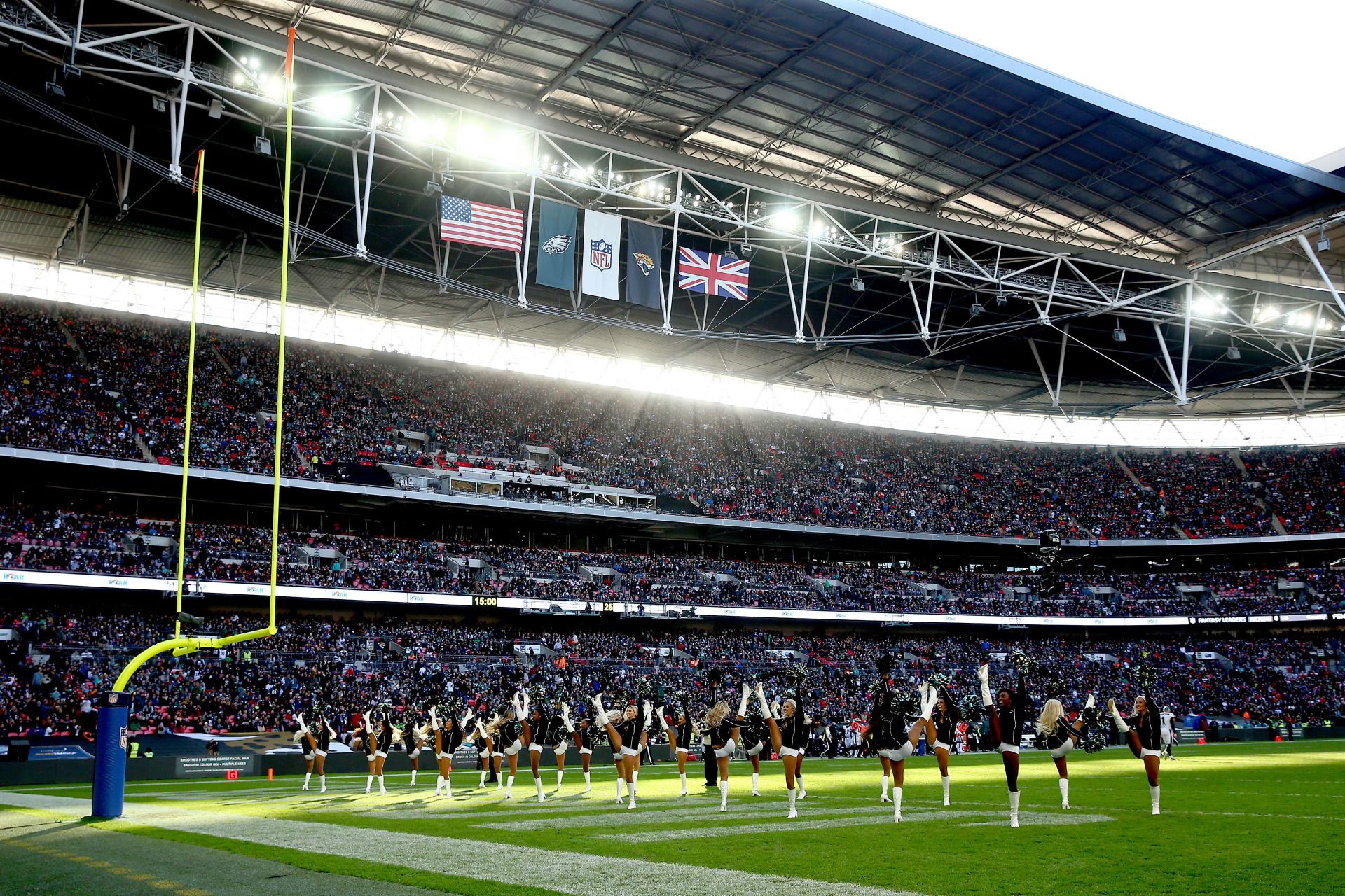 NFL - HALFTIME in LONDON: The Jacksonville Jaguars are