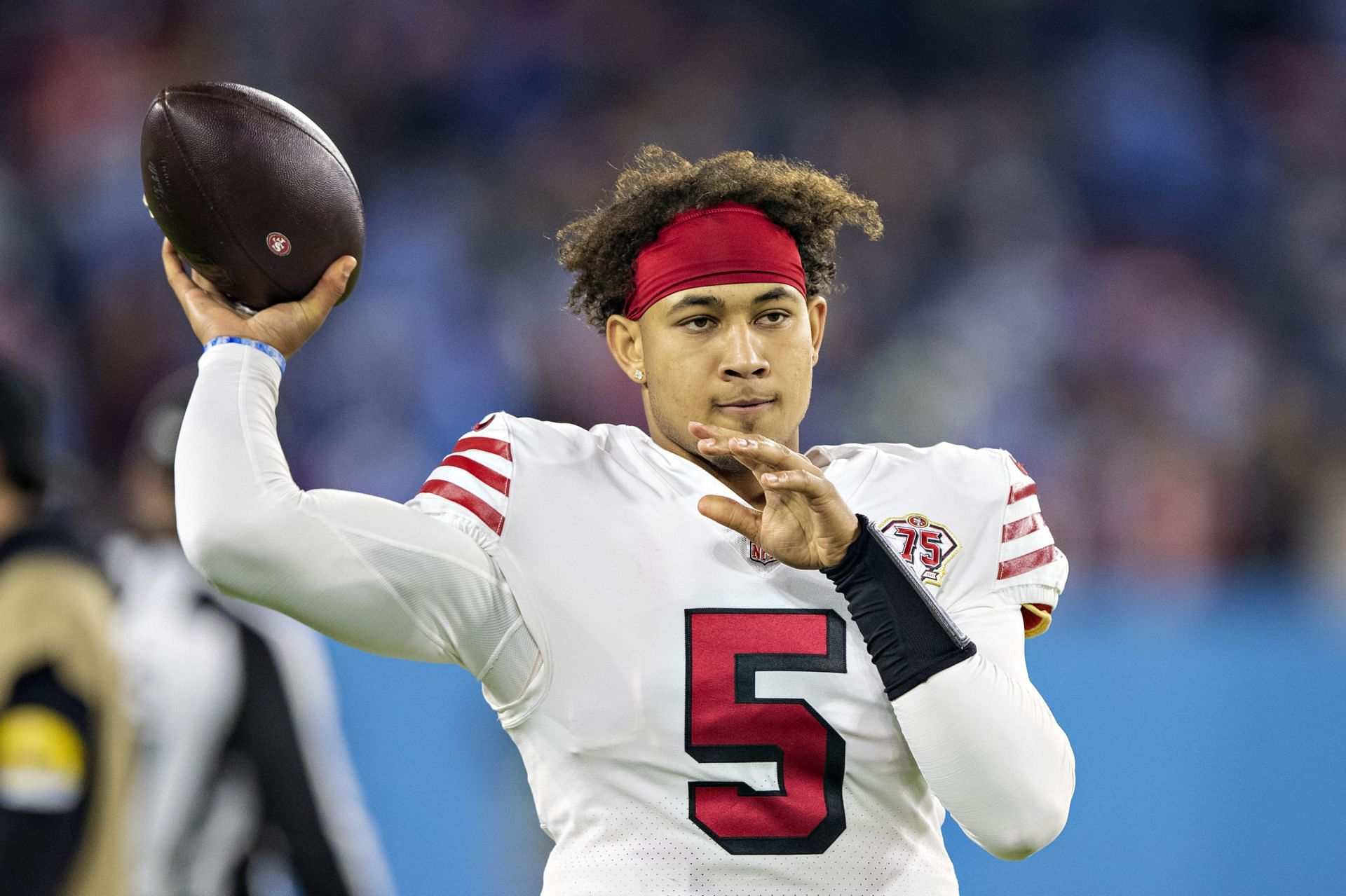 San Francisco 49ers trade QB Trey Lance to the Dallas Cowboys 