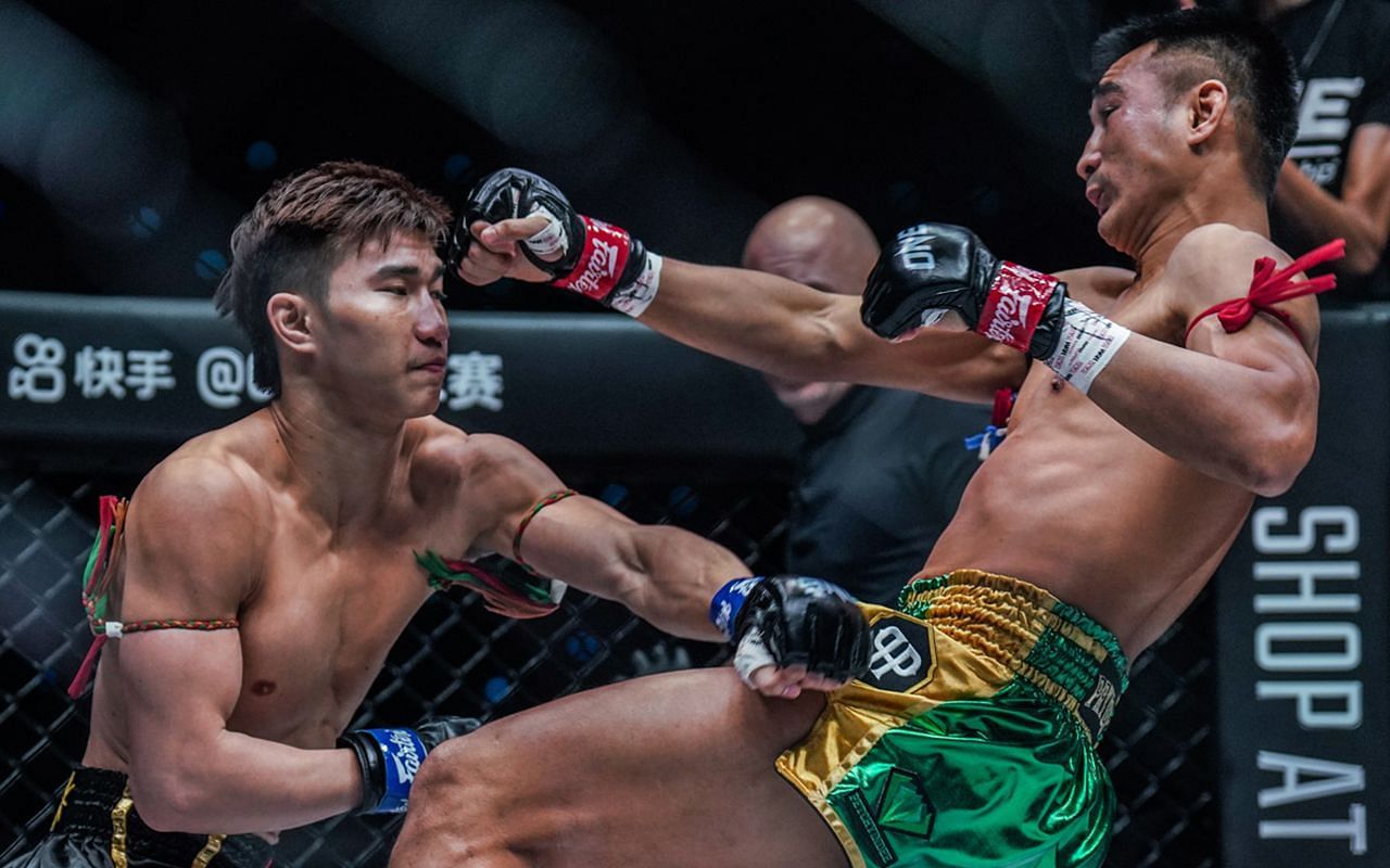 (left) Tawanchai PK. Saenchai and (right) Petchmorakot Petchyindee clash at ONE 161 [Credit: ONE Championship]