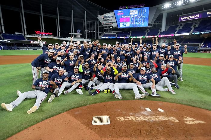 Braves, Austin Riley agree to 10-year, $212 million extension, giving him  largest contract in team history 