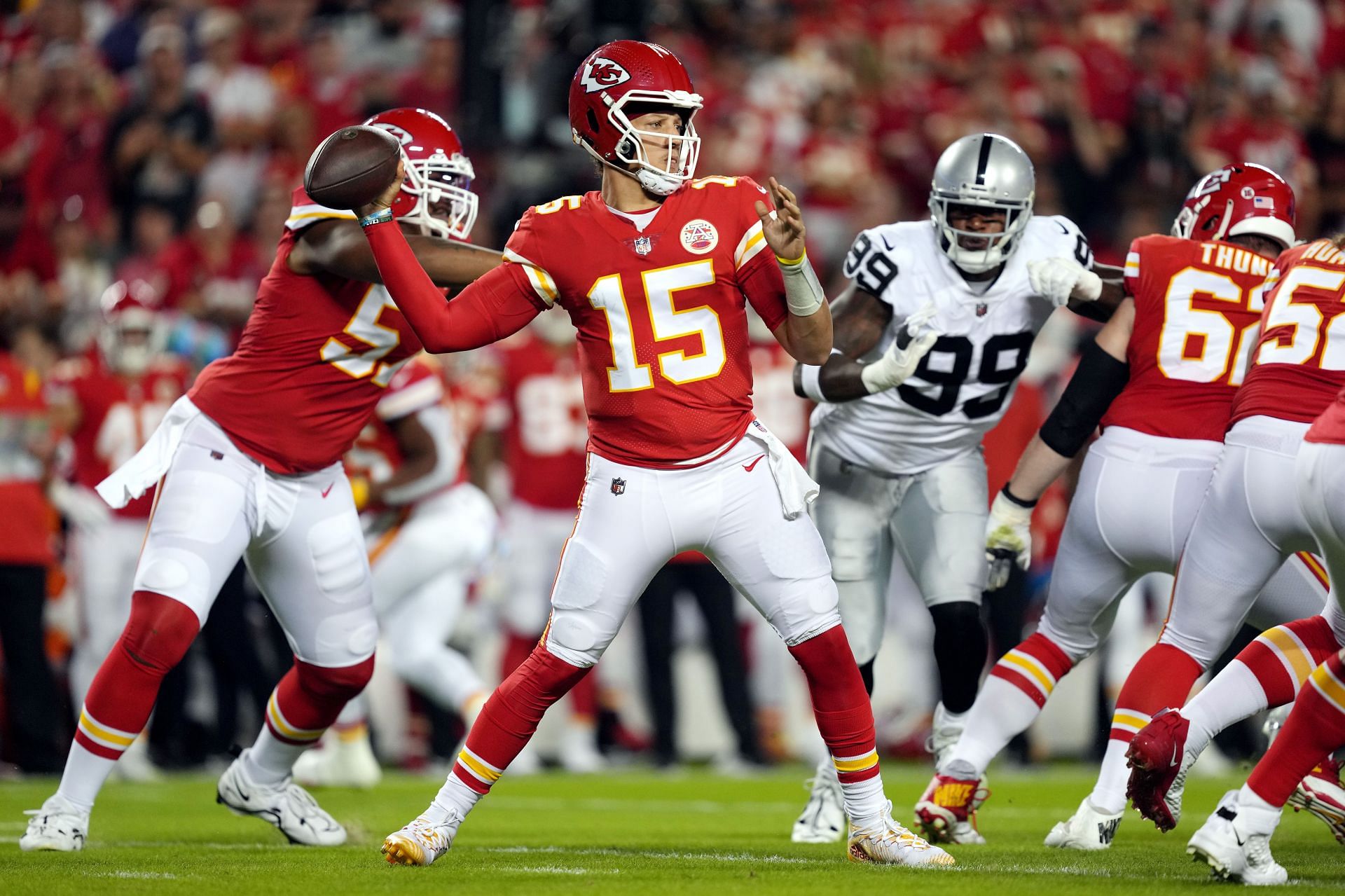 Las Vegas Raiders v Kansas City Chiefs