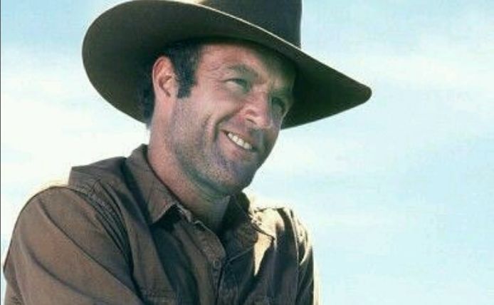 How did James Caan die?