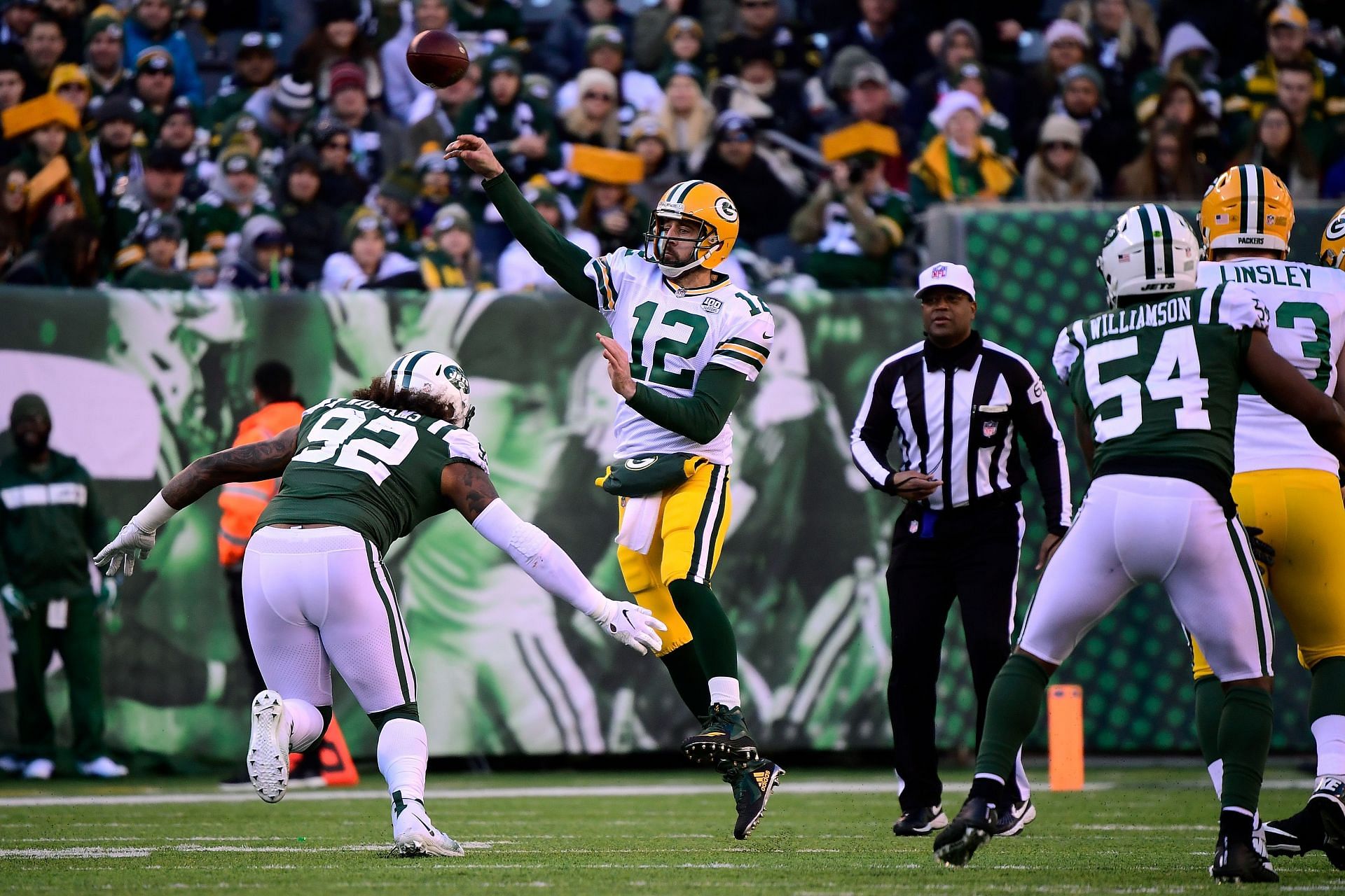 Aaron Rodgers versus the New York Jets