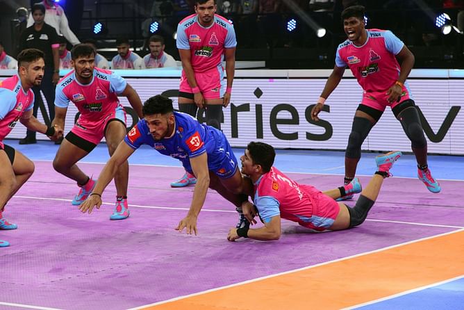 4 खिलाड़ी जिन्होंने इस हफ्ते PKL 2022 में सबसे ज्यादा टैकल पॉइंट हासिल किये