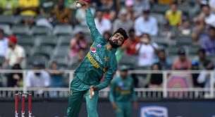 “Aap kehte hai tu ulta latak ke training start ker de”- Pakistan’s Shadab Khan gives an epic reply to a fan who tries to school him