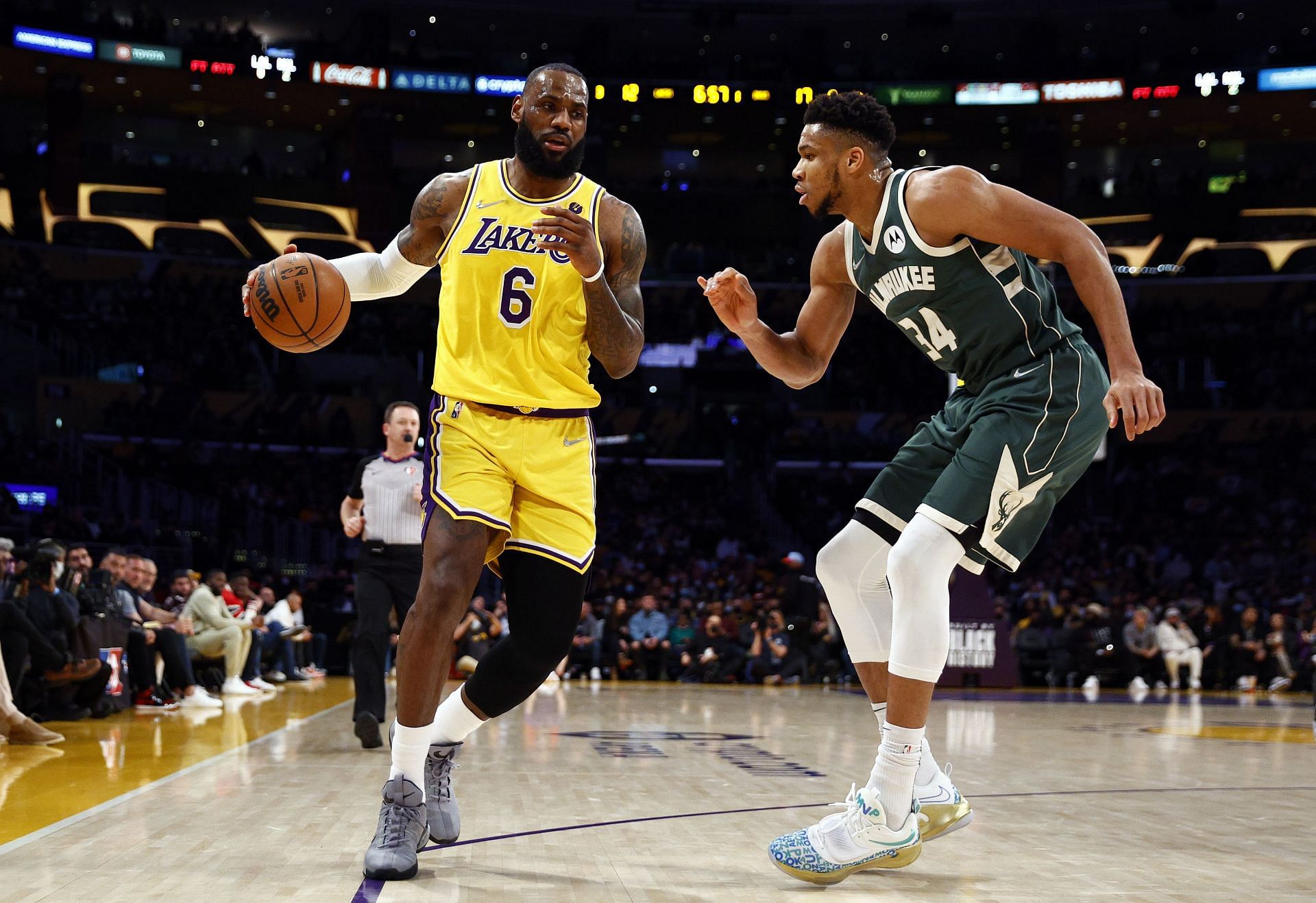 Milwaukee Bucks v Los Angeles Lakers