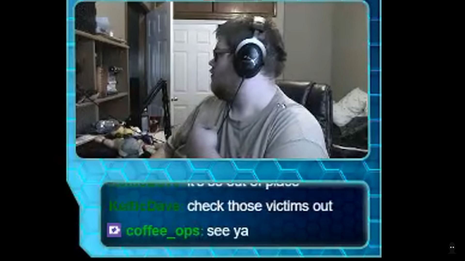 Streamer startled by the figurine falling on his desk (Image via Thor Hughes)