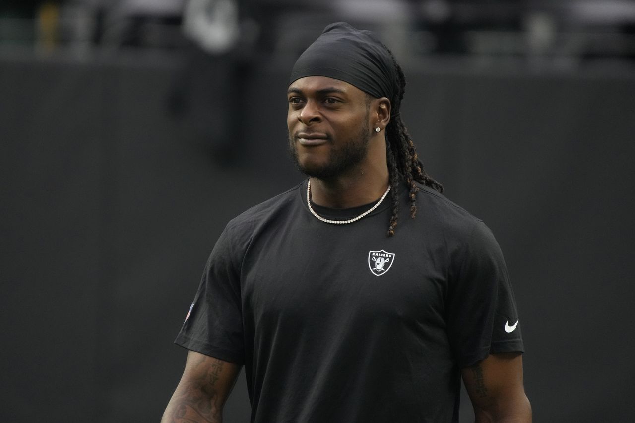 Source: Raiders' Davante Adams could be suspended for shove after