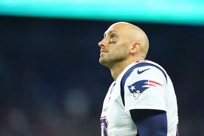What happened to Brian Hoyer? Patriots QB suffers game-ending injury vs. Packers