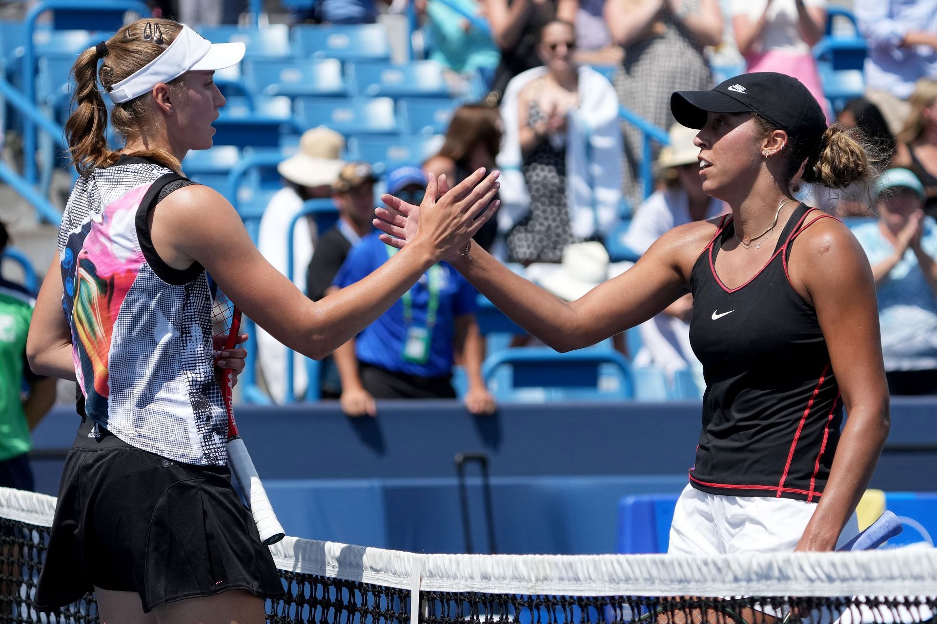 Elena Rybakina and Madison Keys at the 2022 Western & Southern Open.