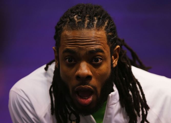 "I wish I had Marshawn up here. Run the ball!" - Richard Sherman blasts Russell Wilson's decision-making vs Colts