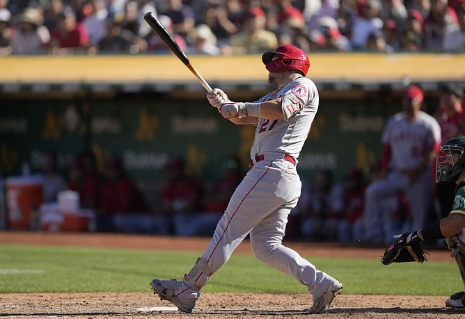 MLB fans react to St. Louis Cardinals legendary catcher Yadier Molina  managing Team Puerto Rico in the World Baseball Classic: Won't be the last  team he manages, I assume, This makes me