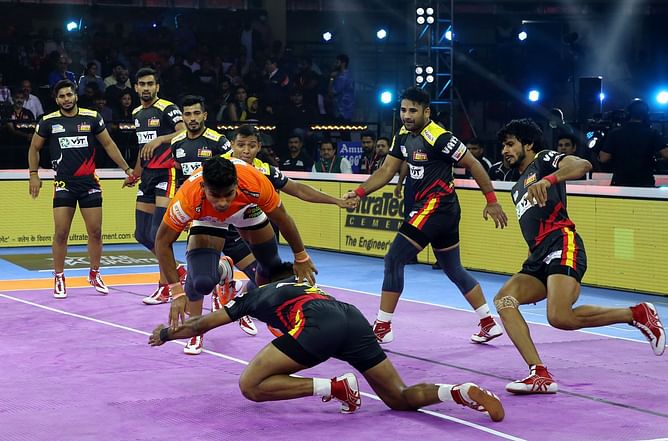 बेंगलुरु बुल्स ने PKL 9 में जीता बहुत ही रोमांचक मैच, एक मुकाबले में कुल 4 रेडर्स ने लगाया सुपर 10