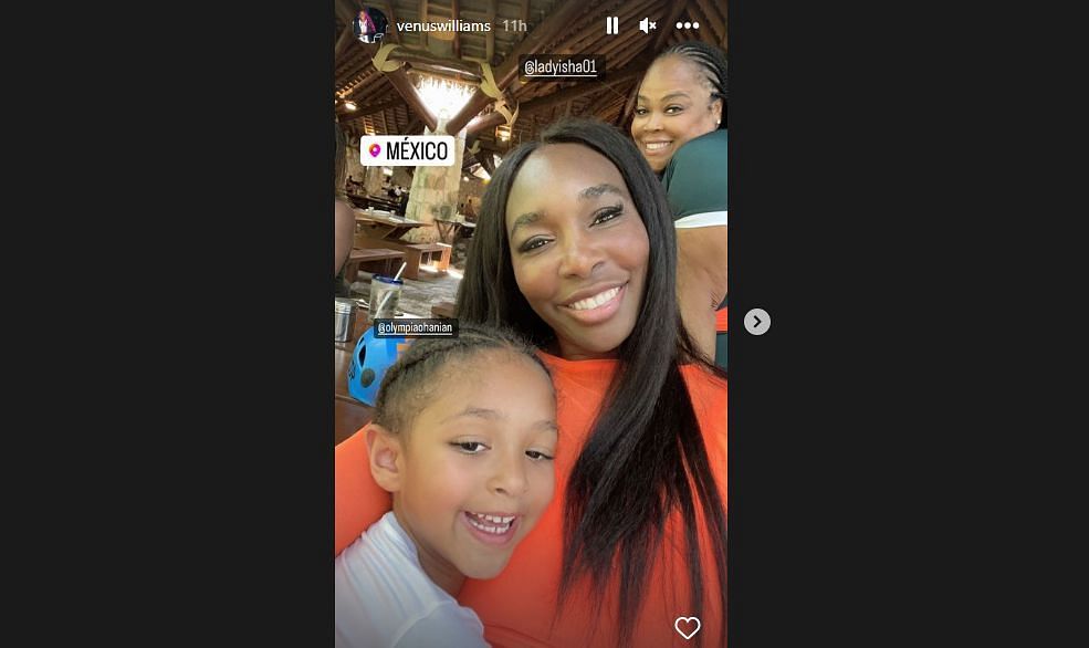 Venus Williams with her niece Olympia and sister Isha