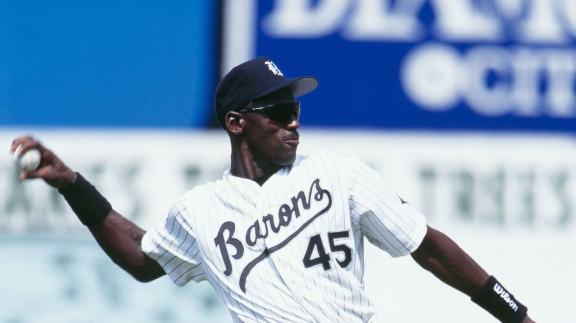 Which team did Michael Jordan play baseball for? All you need to know