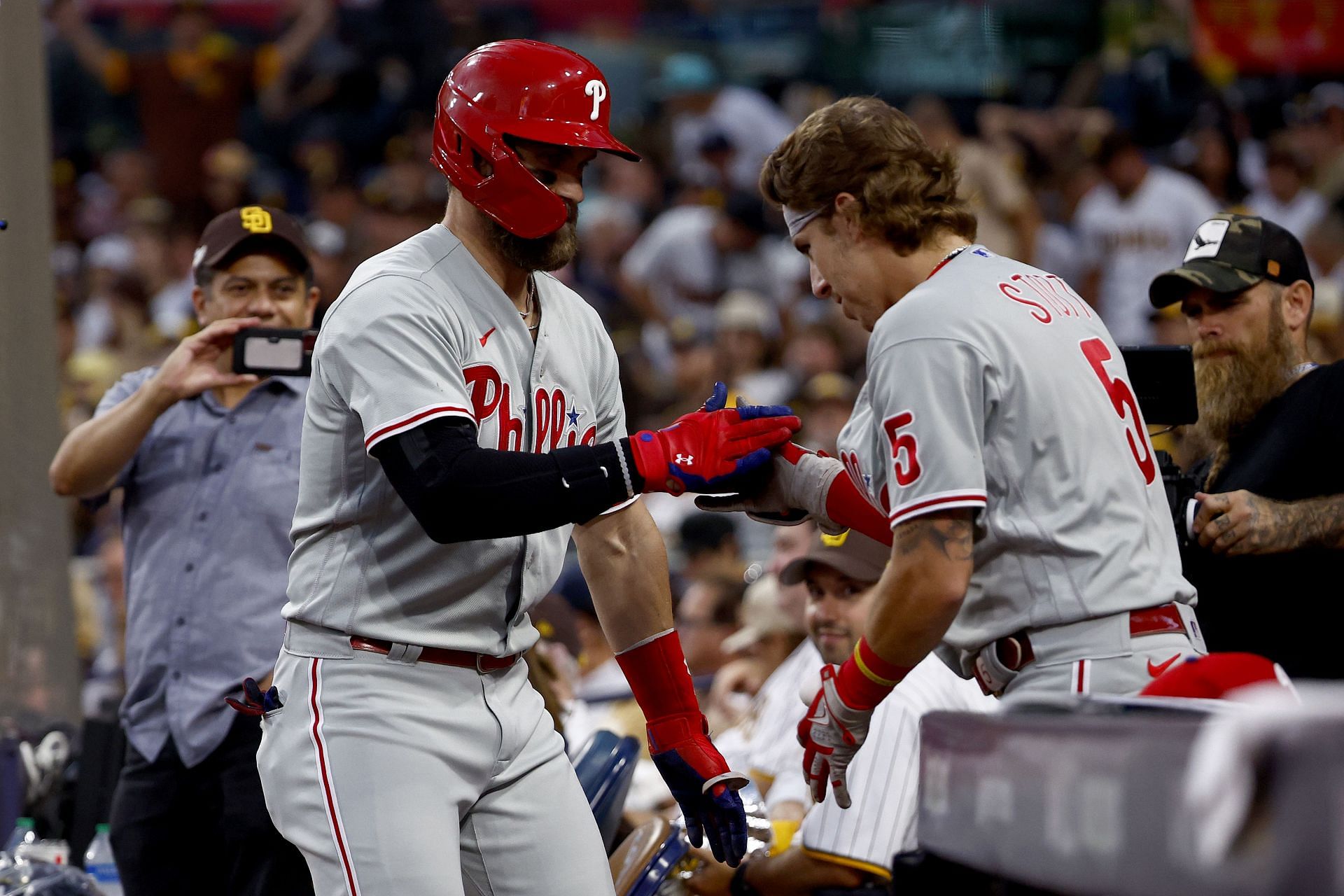 Harper's HR Powers Phillies Past Padres, Into World Series