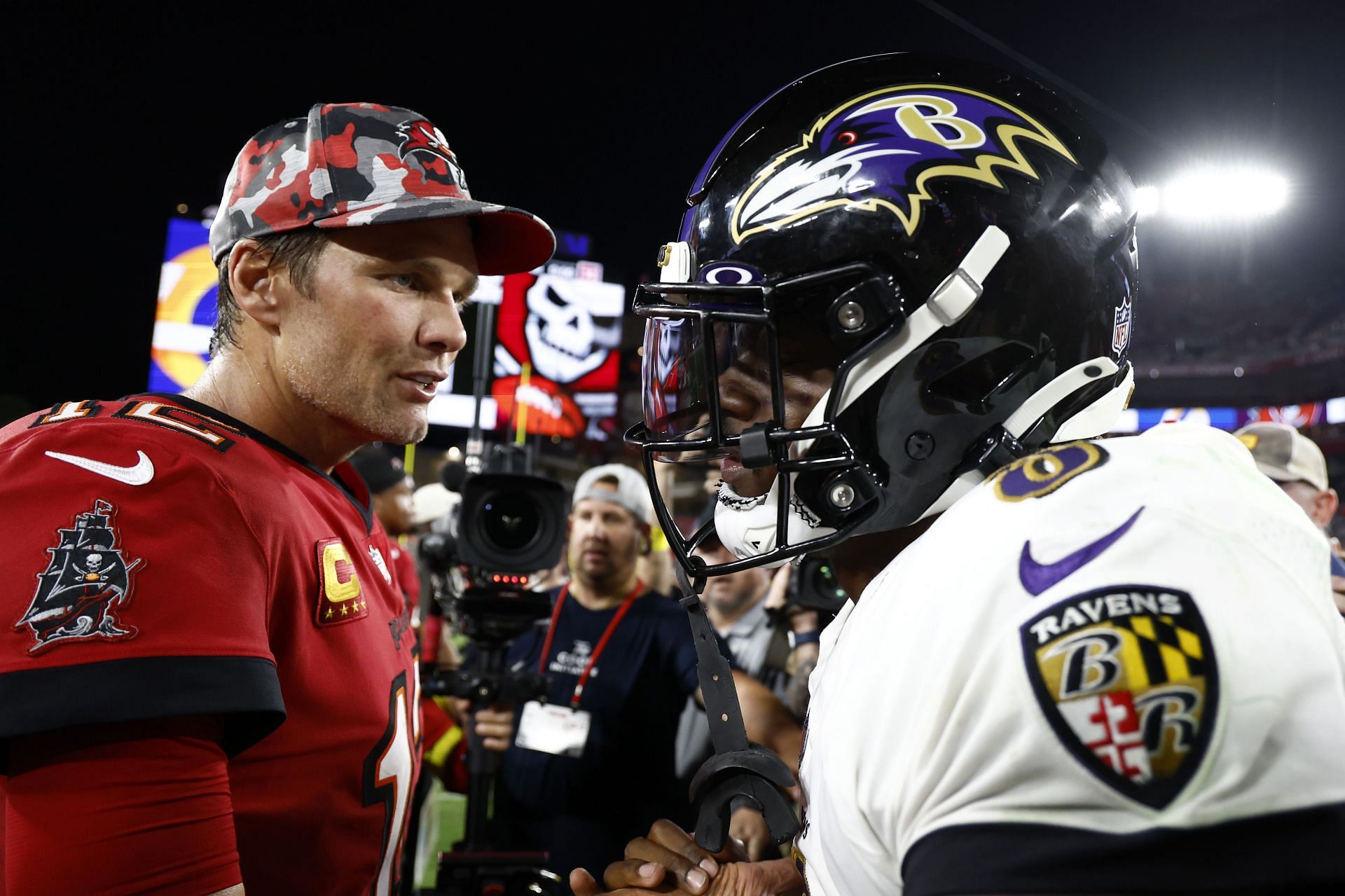 Buccaneers vs Ravens Week 8 Thursday Night Football picks: Tom Brady hosts  Lamaer Jackson - Bolts From The Blue