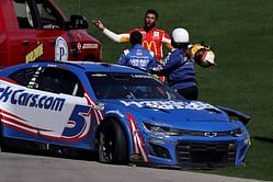 Watch: Bubba Wallace Jr. hits and shoves Kyle Larson after Las Vegas crash