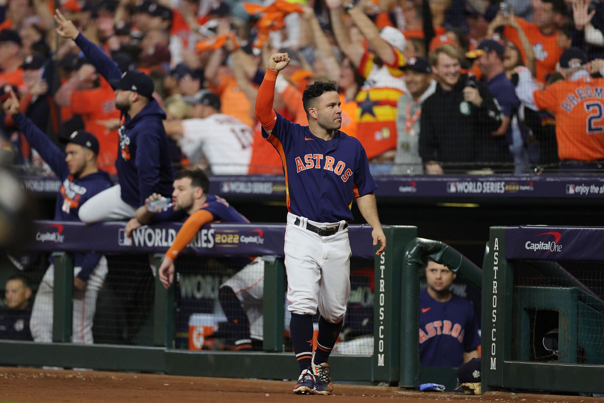 Houston Astros fans amazed as Alex Bregman continues his red-hot