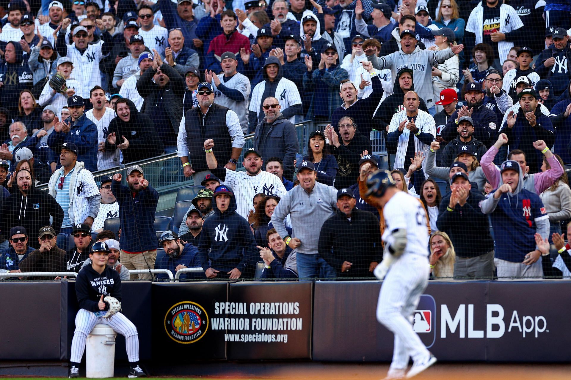 Mixed Emotions for Yankees Fans on Delayed Home Opener