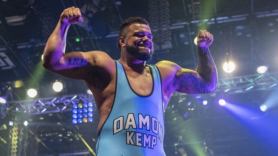 Damon Kemp has people close to him in WWE