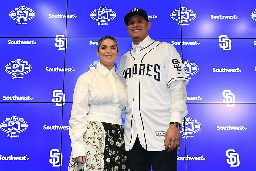 Manny Machado, Wife Yainee Visit Boys And Girls Club