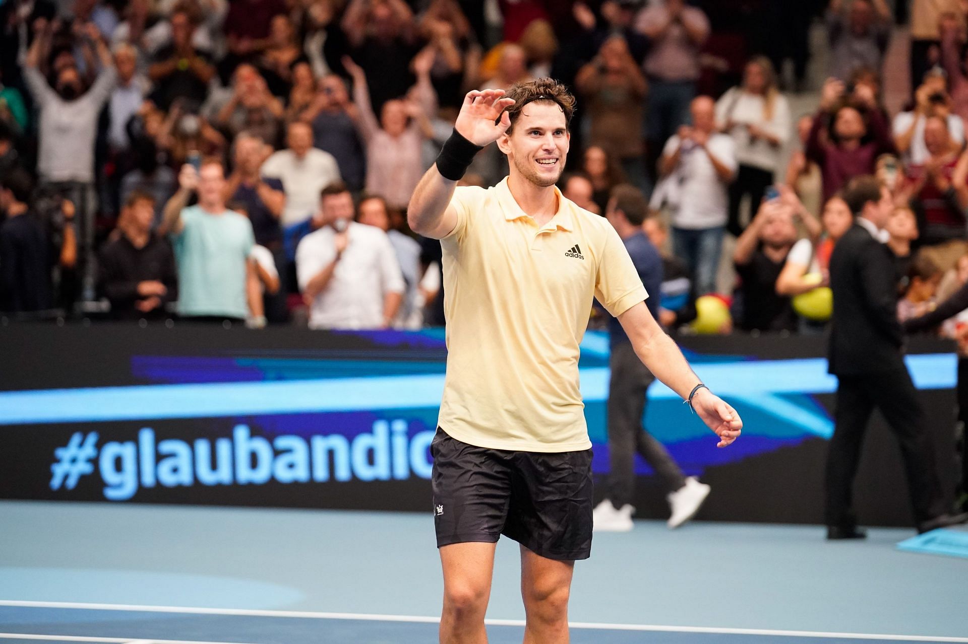 Dominic Thiem waves to the crowd after his first-round victory over Tommy Paul in the Vienna Open. (Photo courtesy of Bildagentur Zolles of the Erste Bank Open 2022)