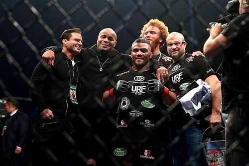 Daniel Cormier and Deron Winn (centre) have a mentor-protege relationship