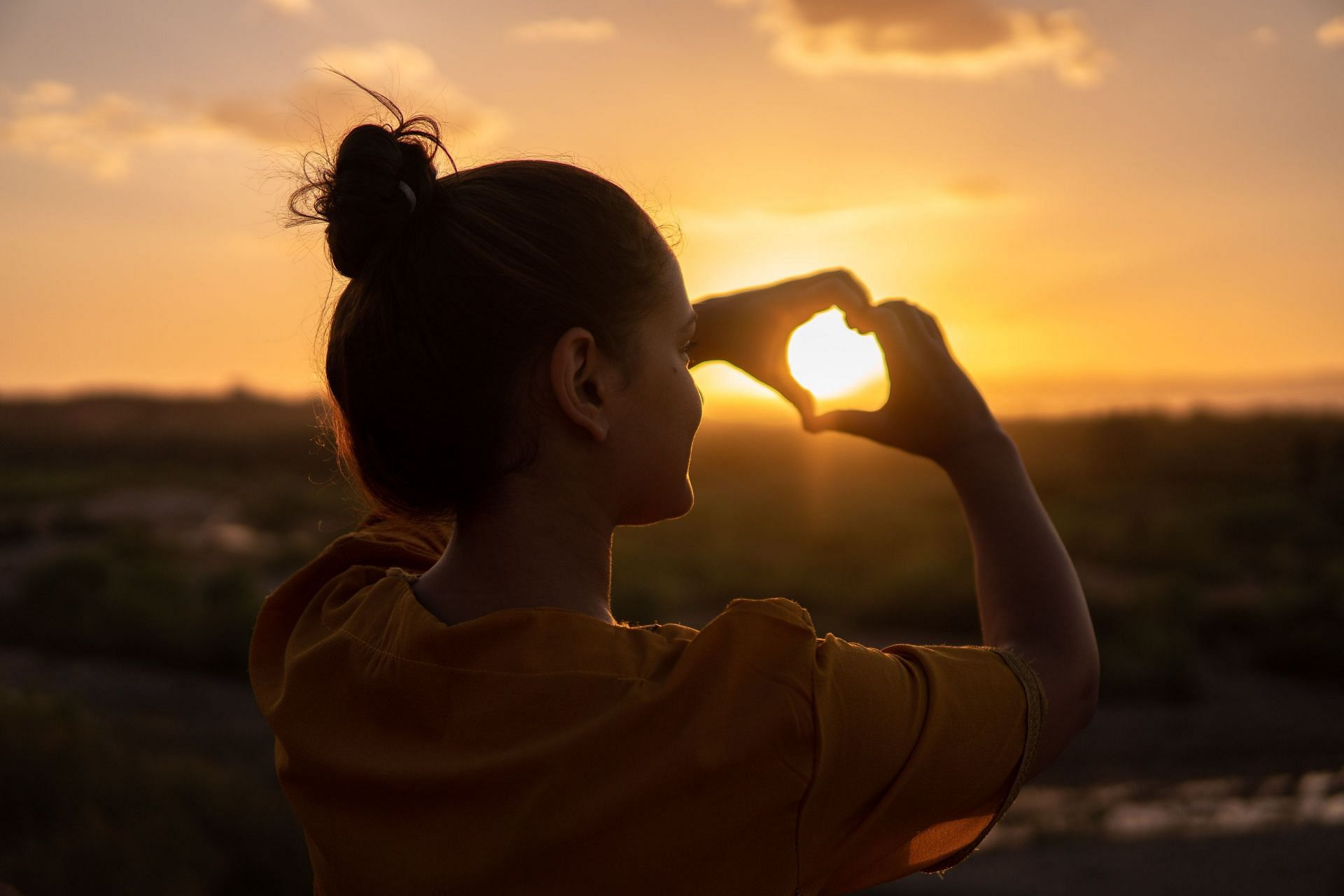 It&#039;s essential to stay connected with others and self during stressful situations. (Image via Pexels/Hassan Ouajbir)