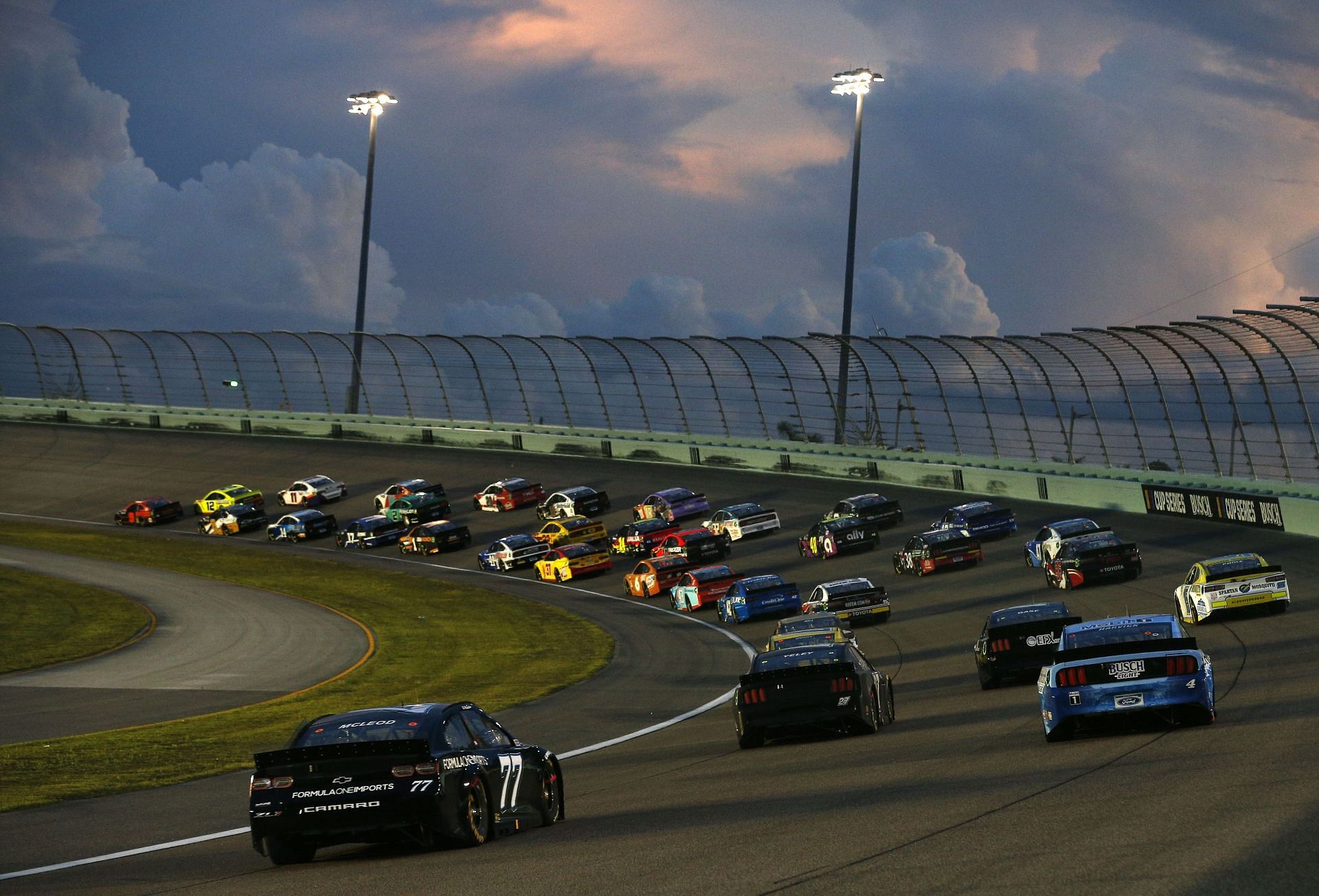 NASCAR 2022 When does the Dixie Vodka 400 at Homestead-Miami Speedway qualifying and race start? Time, TV Schedule and Live Stream