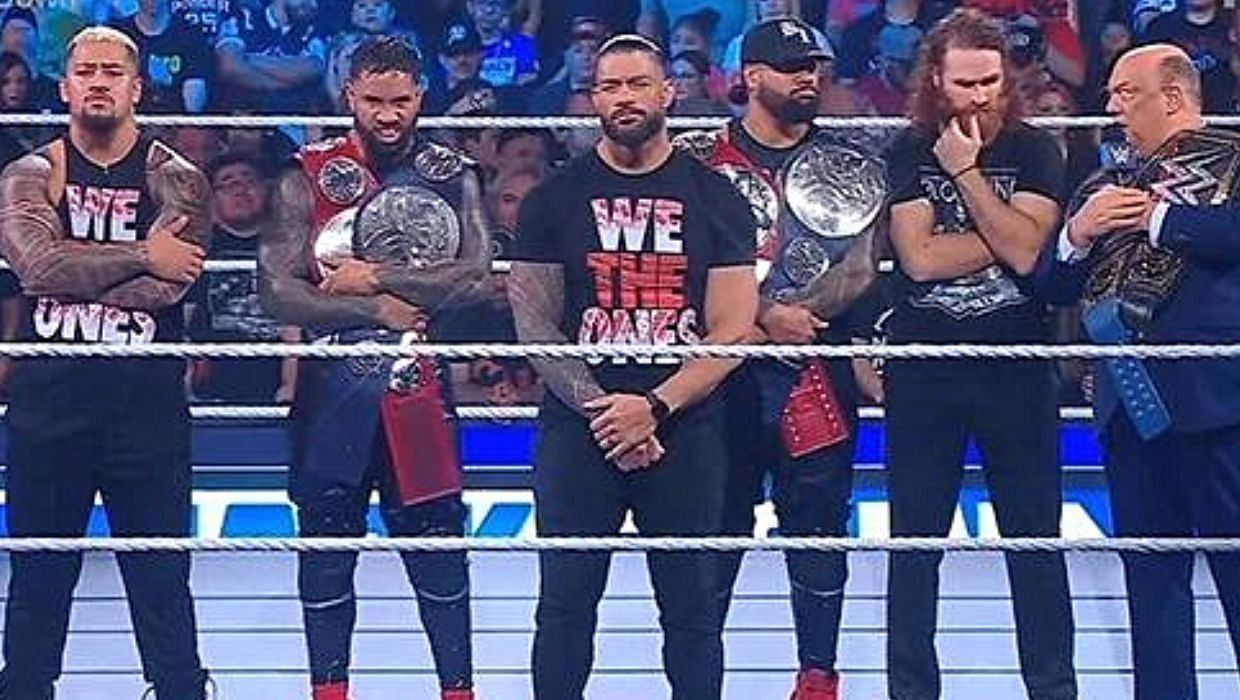 WWE दिग्गज Roman Reigns के फैक्शन को लगा झटका