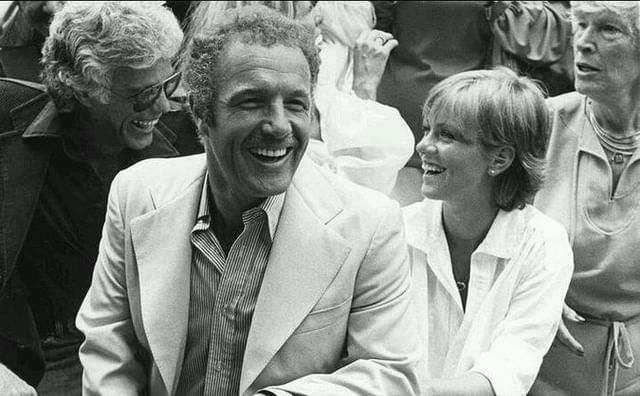 How did James Caan die?