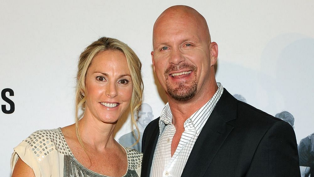 who is stone cold steve austin married to in real life