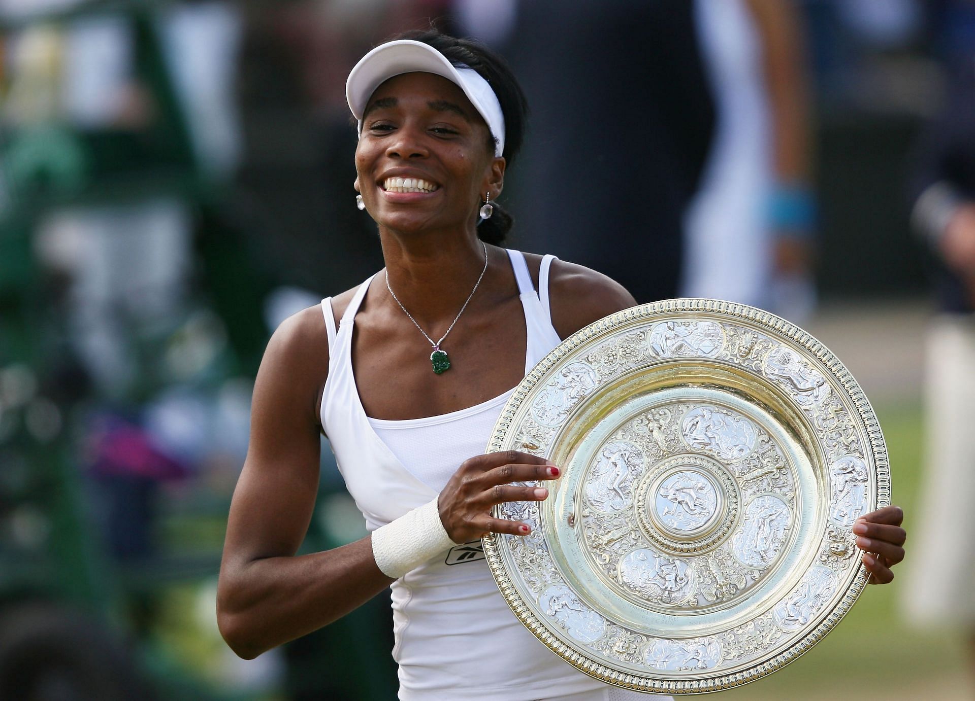 In 2007, Venus Williams became the first woman to colleact equal prize money at Wimbledon